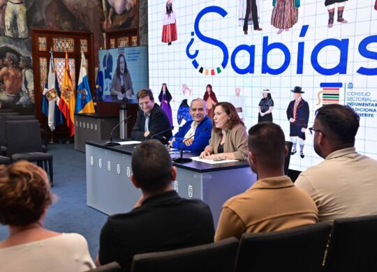 20251028_Rp_presentacion_infografias_Indumentaria-3-scaled