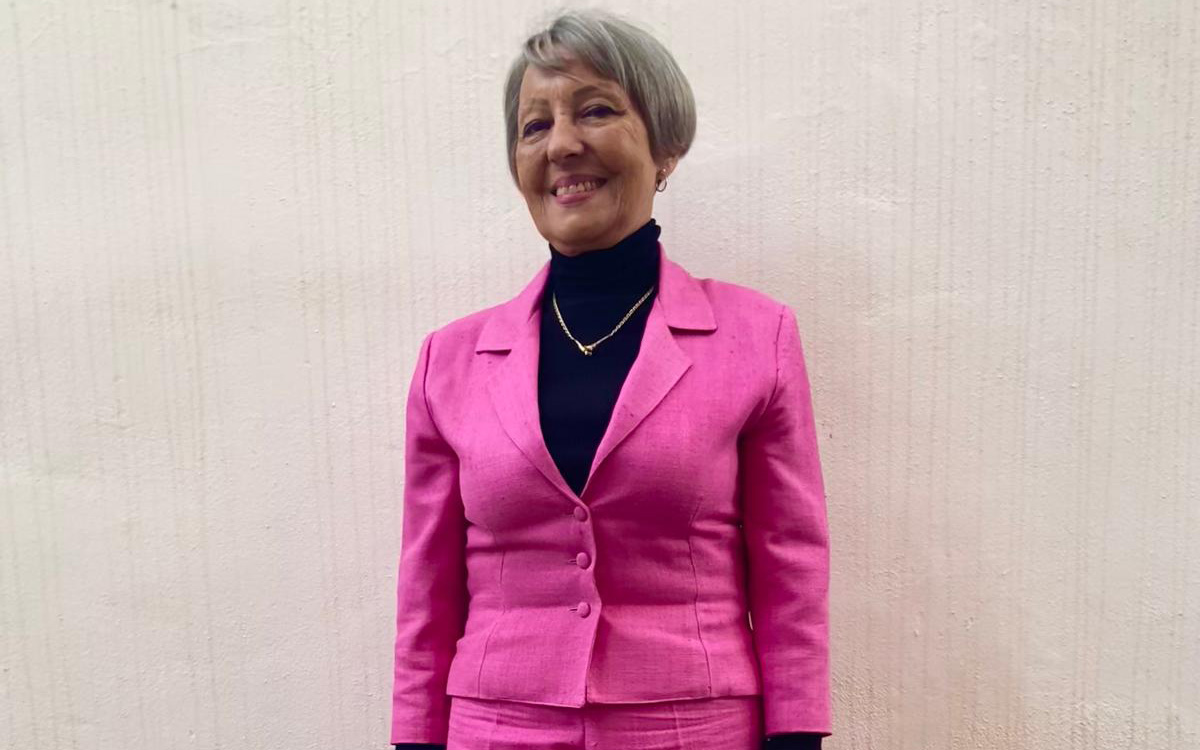 El Consejo Sectorial de la Indumentaria Tradicional del Cabildo de Tenerife felicita a María del Carmen Almenara Ramos por su Medalla de Oro de Canarias